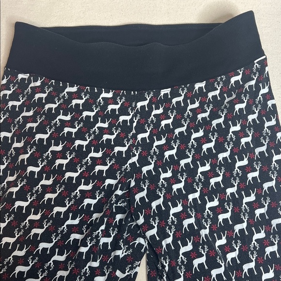 🎄 Cacique Holiday Reindeer Print Leggings - Picture 3 of 4